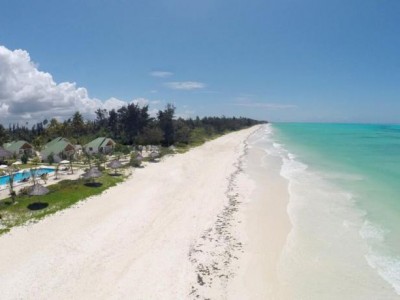 Kisiwa On The Beach *****